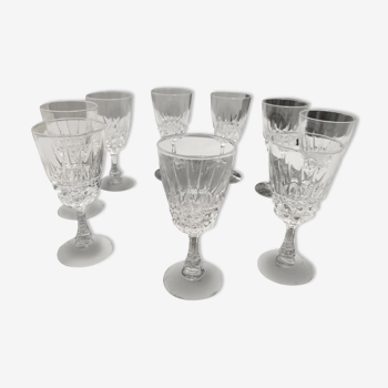 Set of 9 lead crystal wine glasses, pompadour model