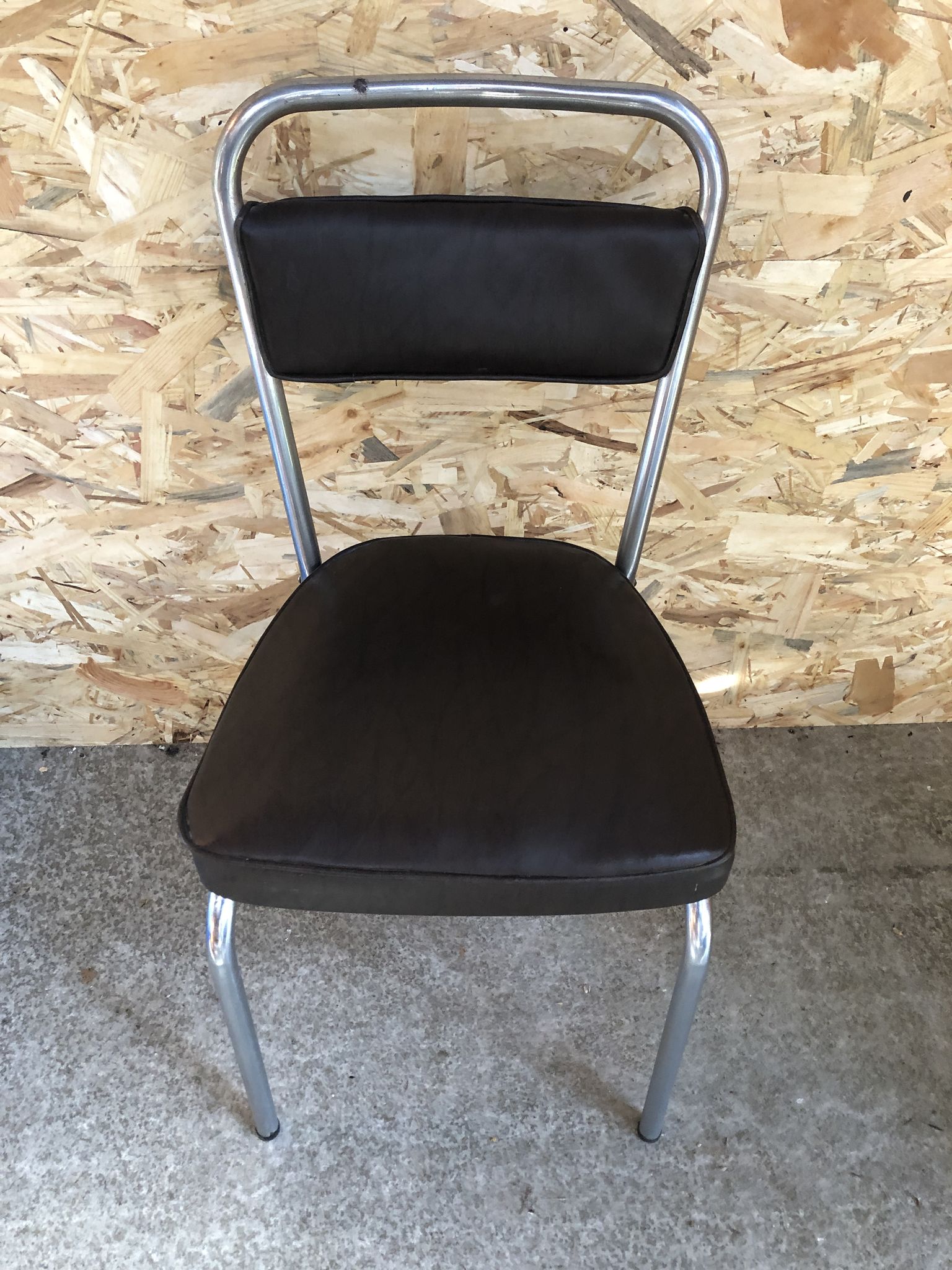 Old chair metal chrome & skaï brown 70s vintage
