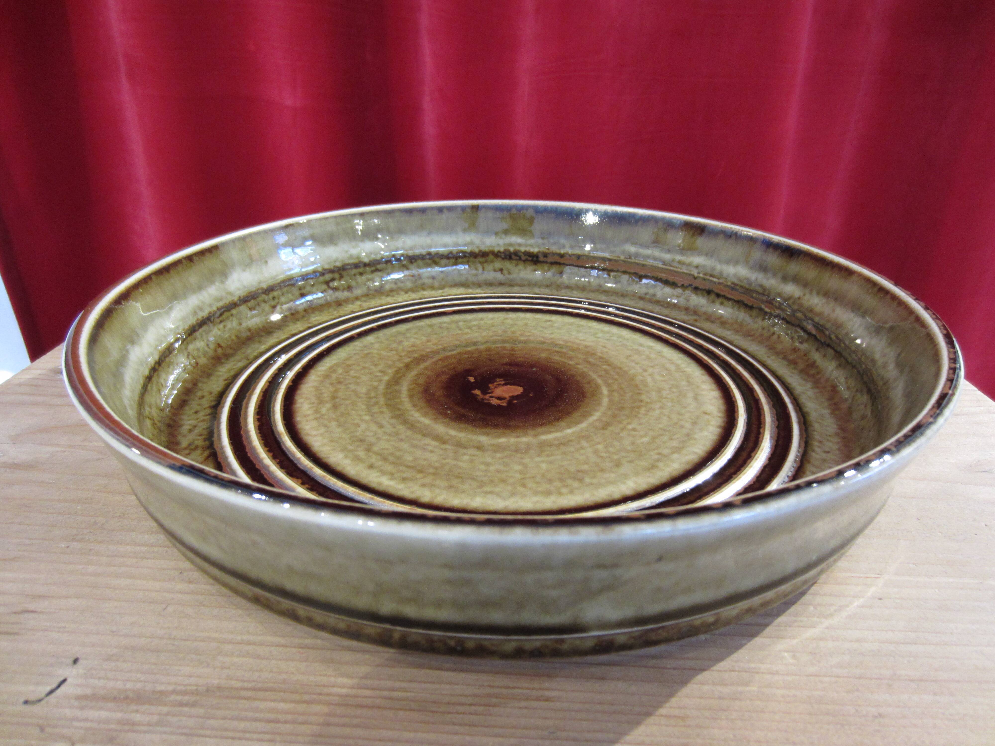 Scandinavian ceramic dish Bamboo by Olle Alberius for Rörstrand Sweden