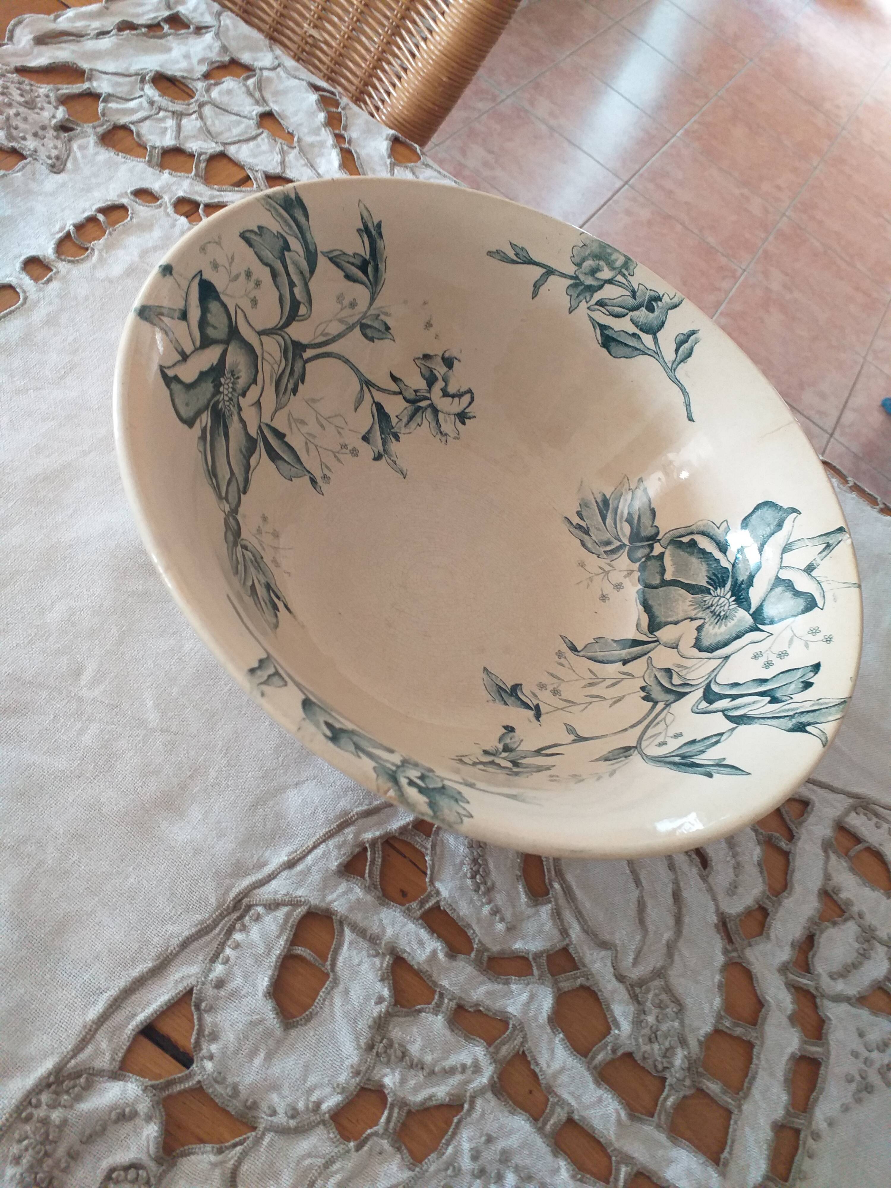 Old-size dishware Rose Faïencerie Lyonnaise