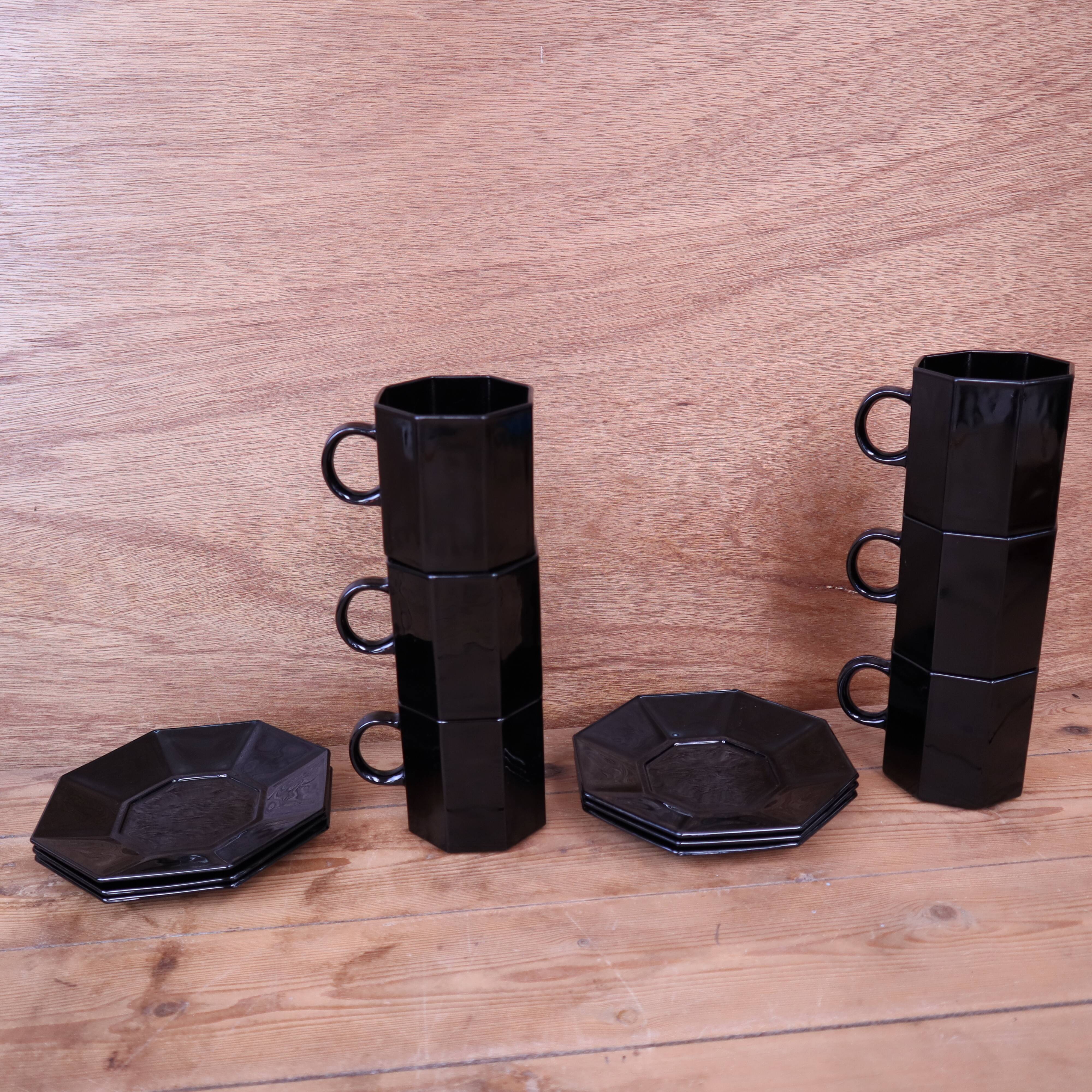 Set of 6 medium black coffee cups and saucers ARCOROC "Octime"