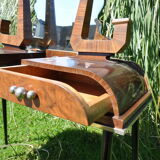 Child dressing table