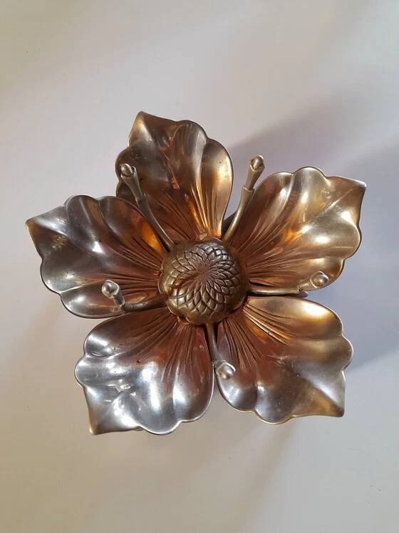 Silver-plated flower ashtray 1970