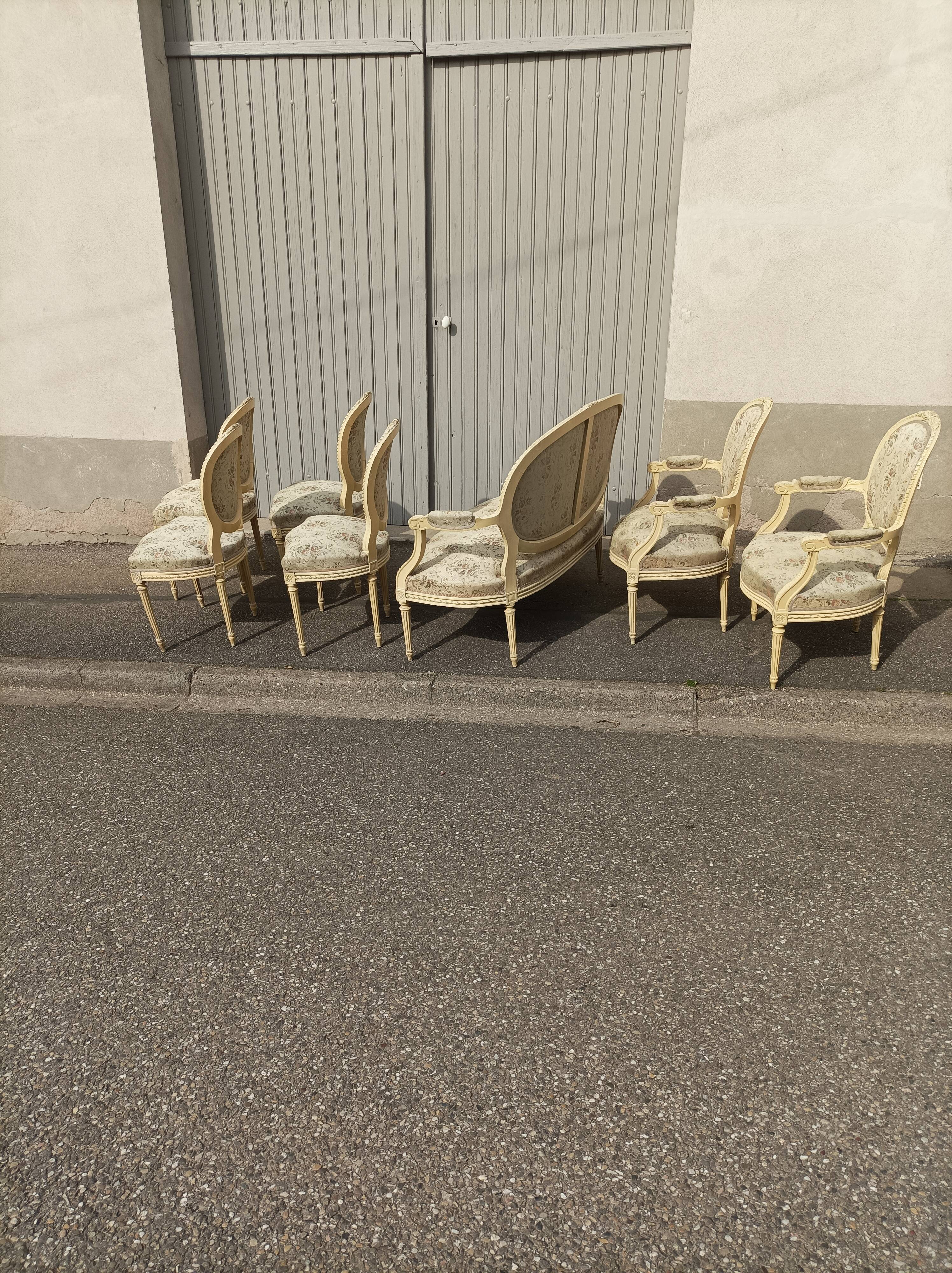 Salon style Louis XV