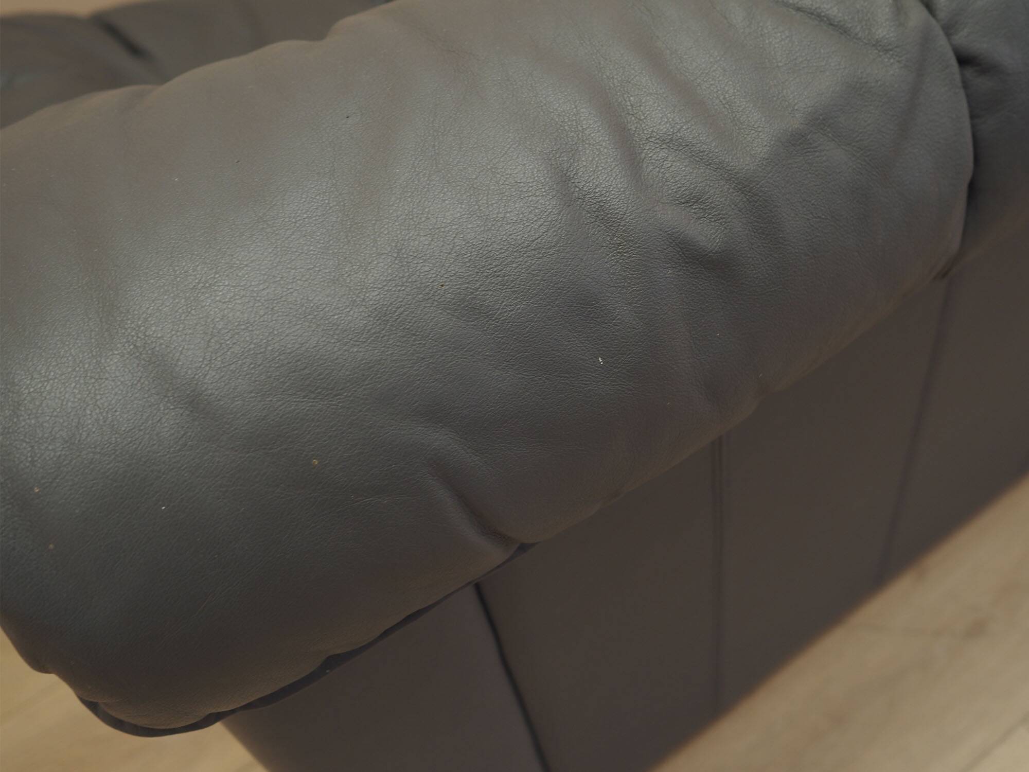 Italian leather sofa, two-seater, 1970s design