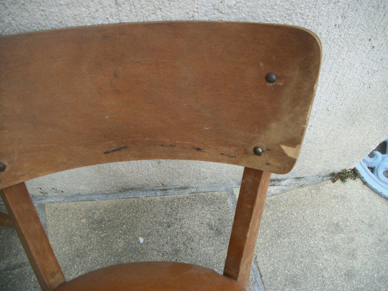 4 bistrot chairs