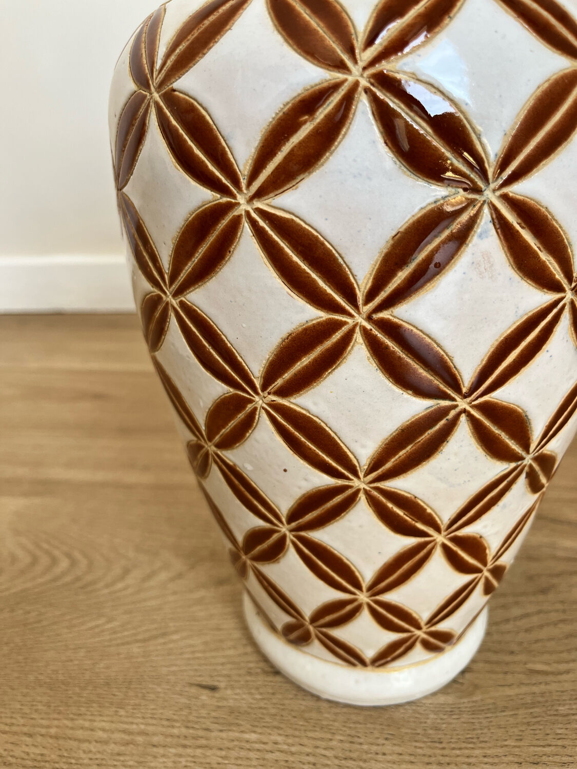 Patterned vase