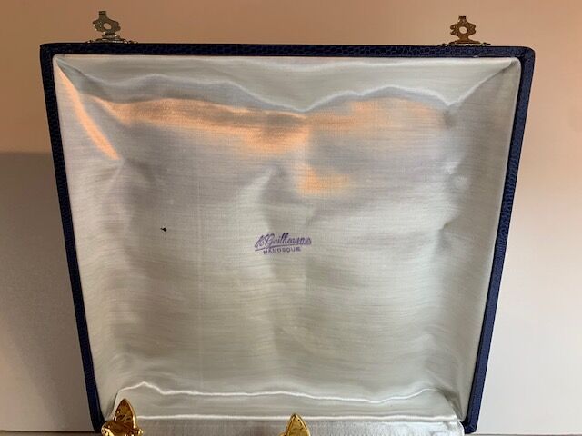 Box of 12 knife holders art nouveau gilded ceramic butterflies