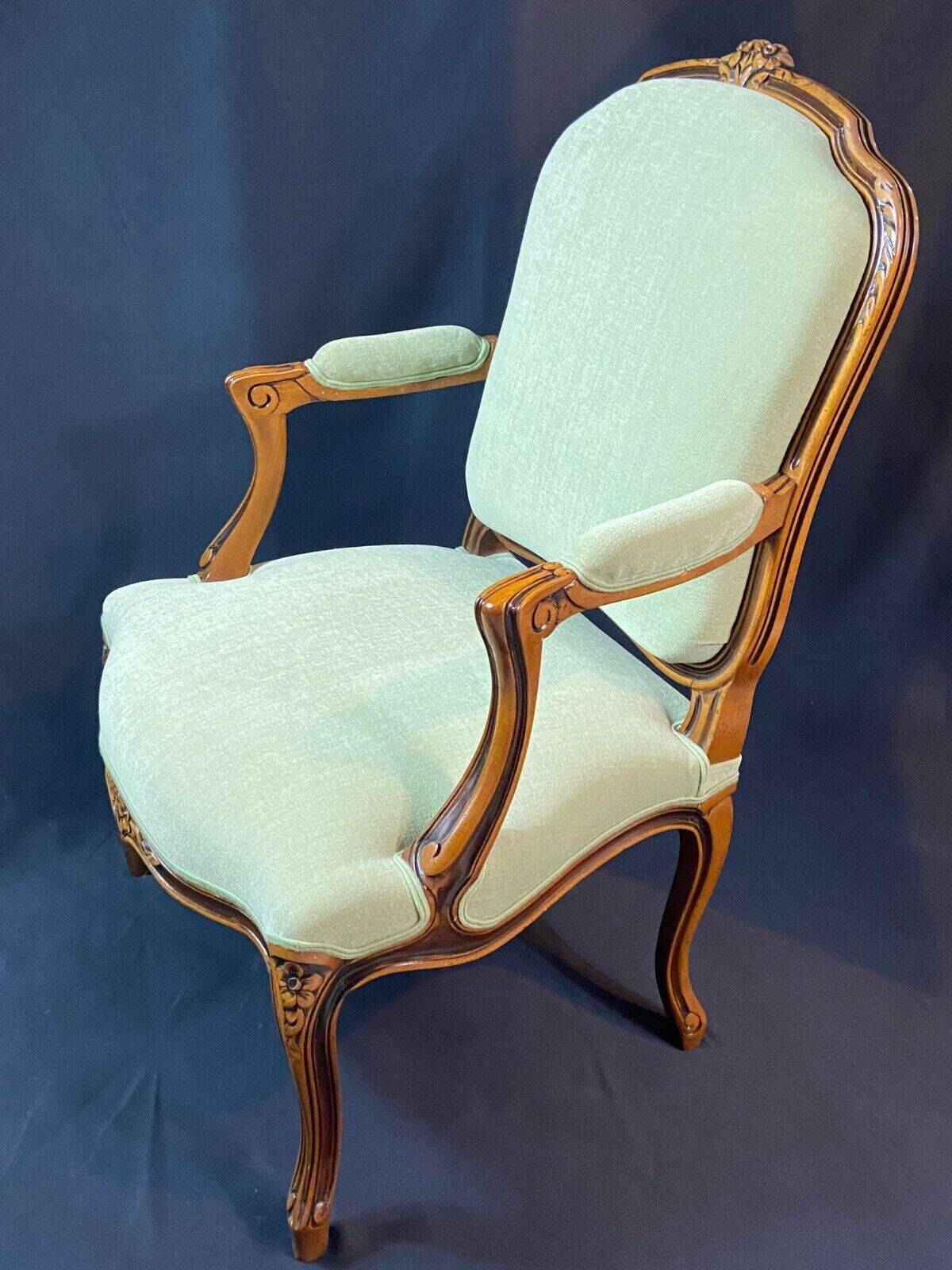 Large Queen-style back armchair in solid cherry wood, Louis XV style