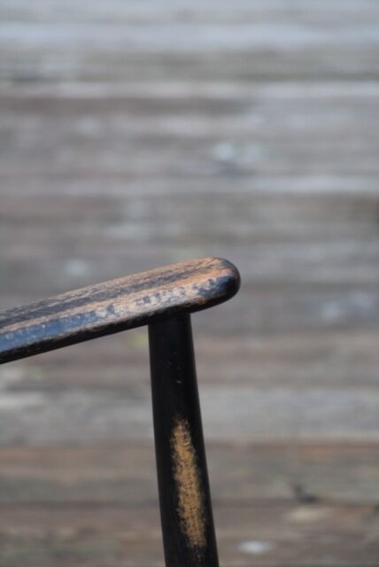 Rocking- vintage flesh blackened wood and rope Italy 1960