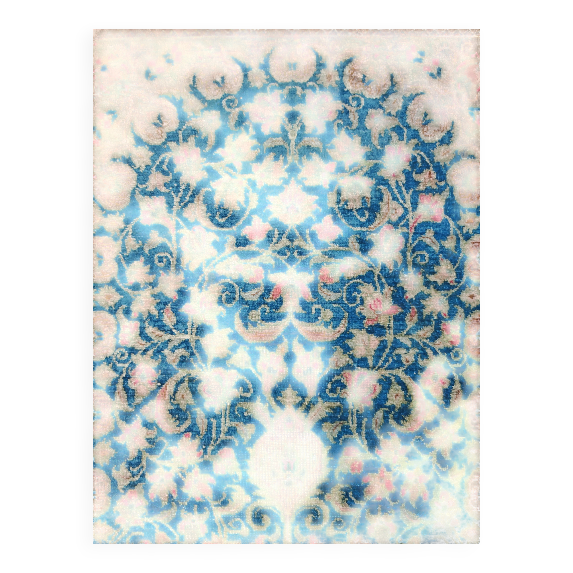 Kerman runner carpet in antique silk, hand-knotted from the 1940s.