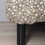 Vintage 1970s "Davis" sofa, designed by Vico Magistretti for De Padova