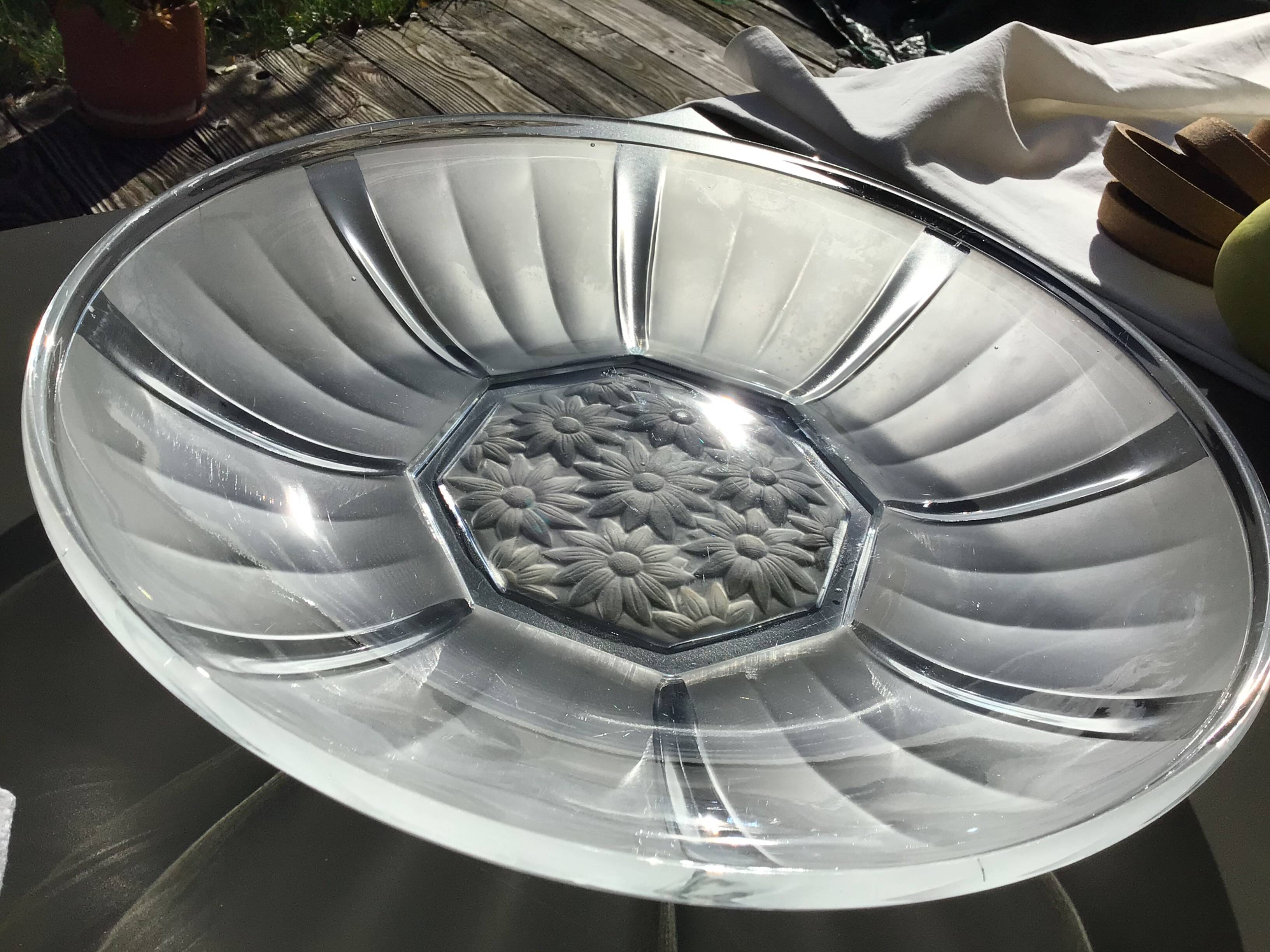 Art Deco glass cup with sandblasted flowers