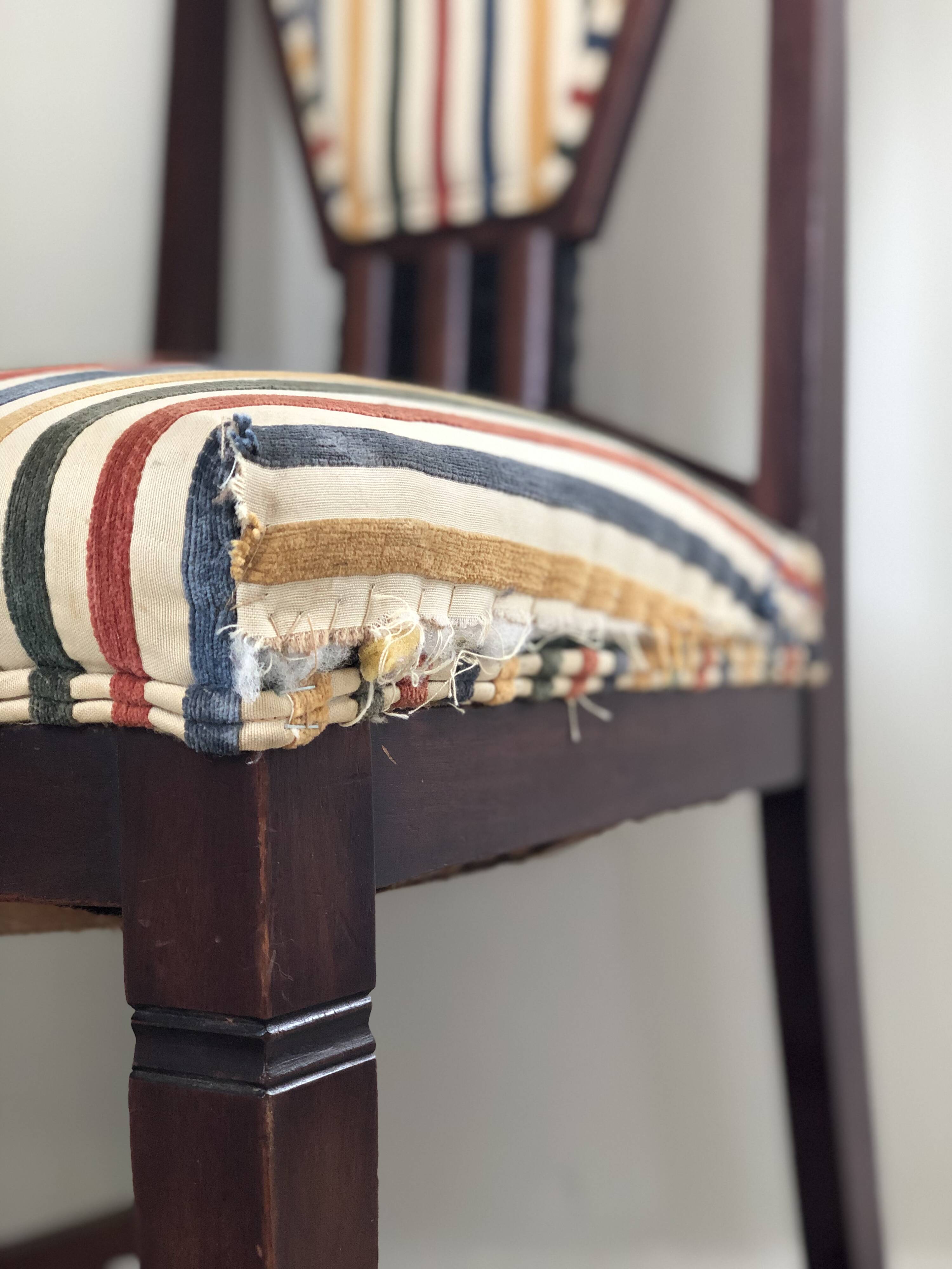 Set of 4 Art Deco Amsterdam School ‘t Woonhuys Dining Chairs The Netherland