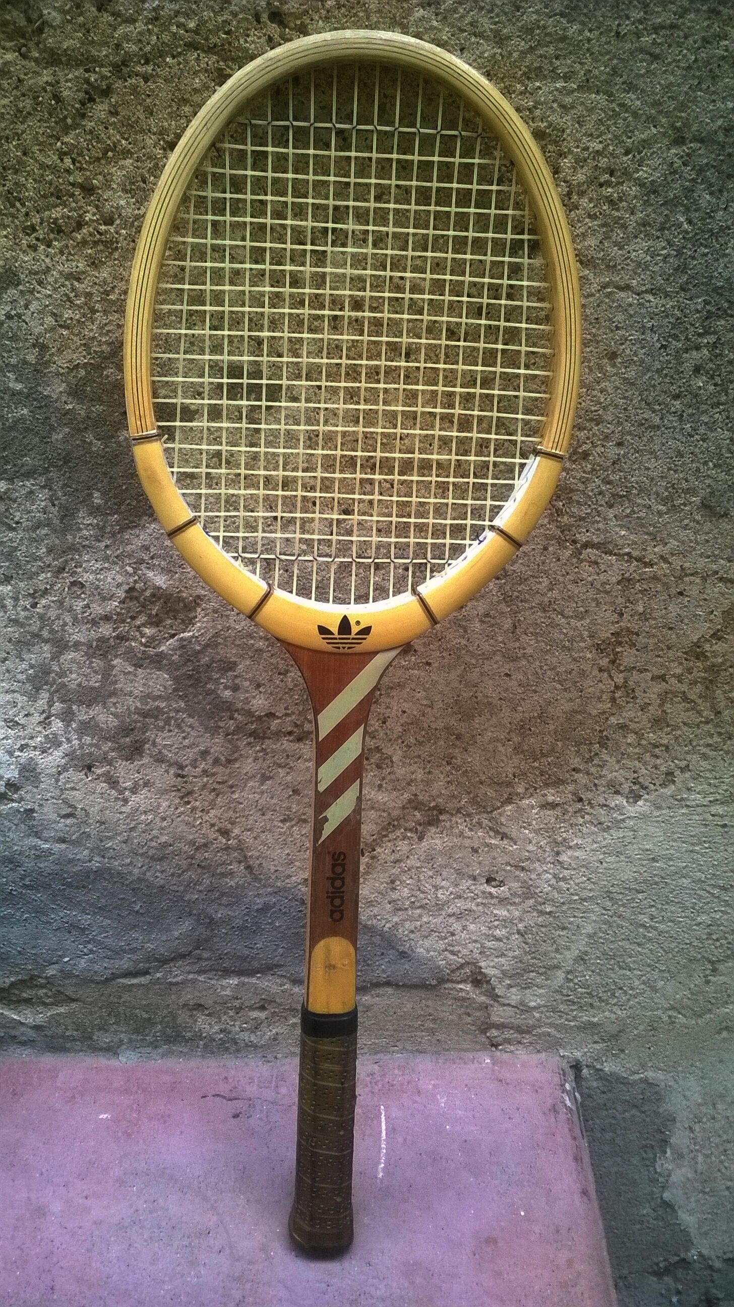 Raquette de tennis vintage