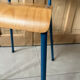 Chaise d'école vintage rénovée