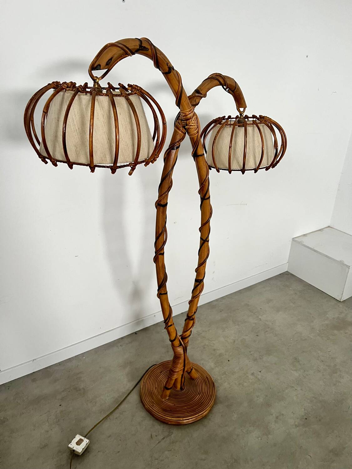 Old bamboo and rattan floor lamp design 60s Louis Sognot vintage lamp