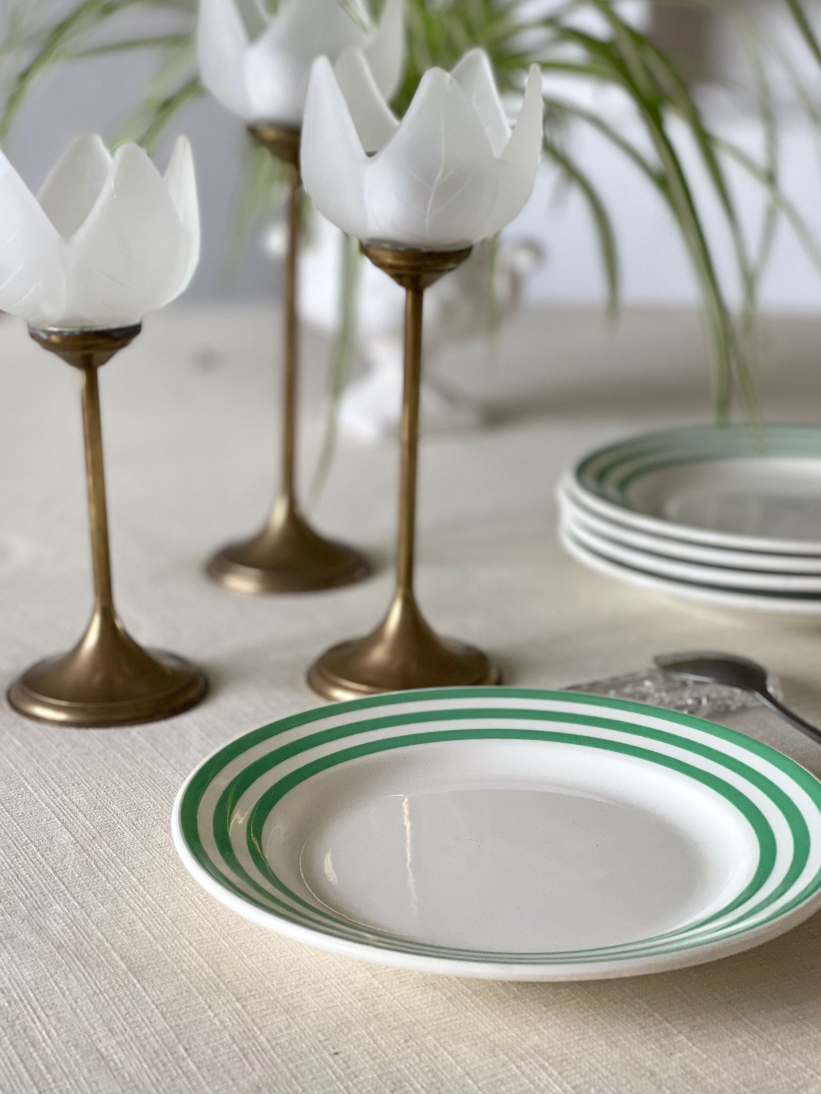 6 vintage Slave dessert plates