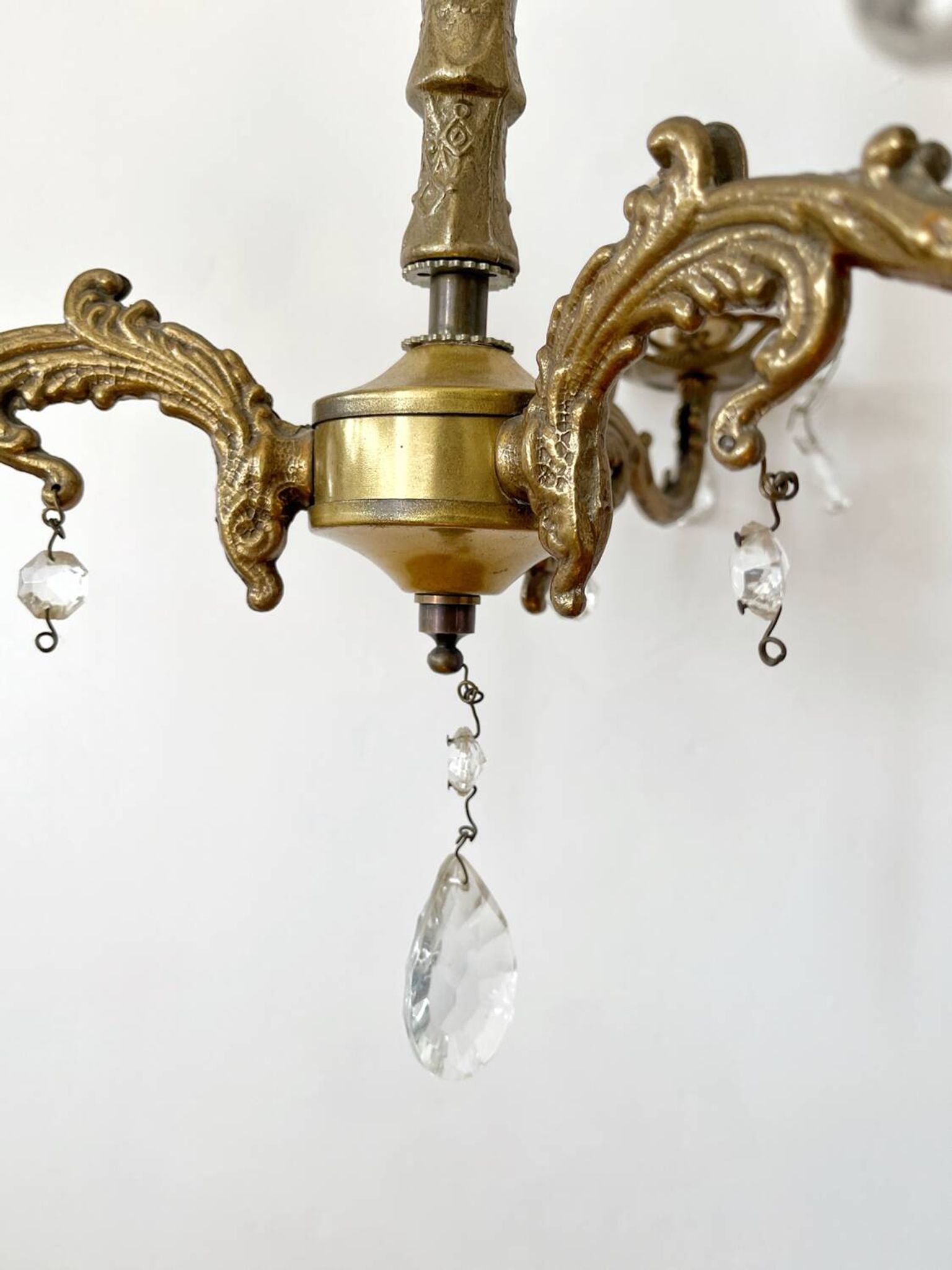 Lustre ancien 3 bras laiton et pampilles
