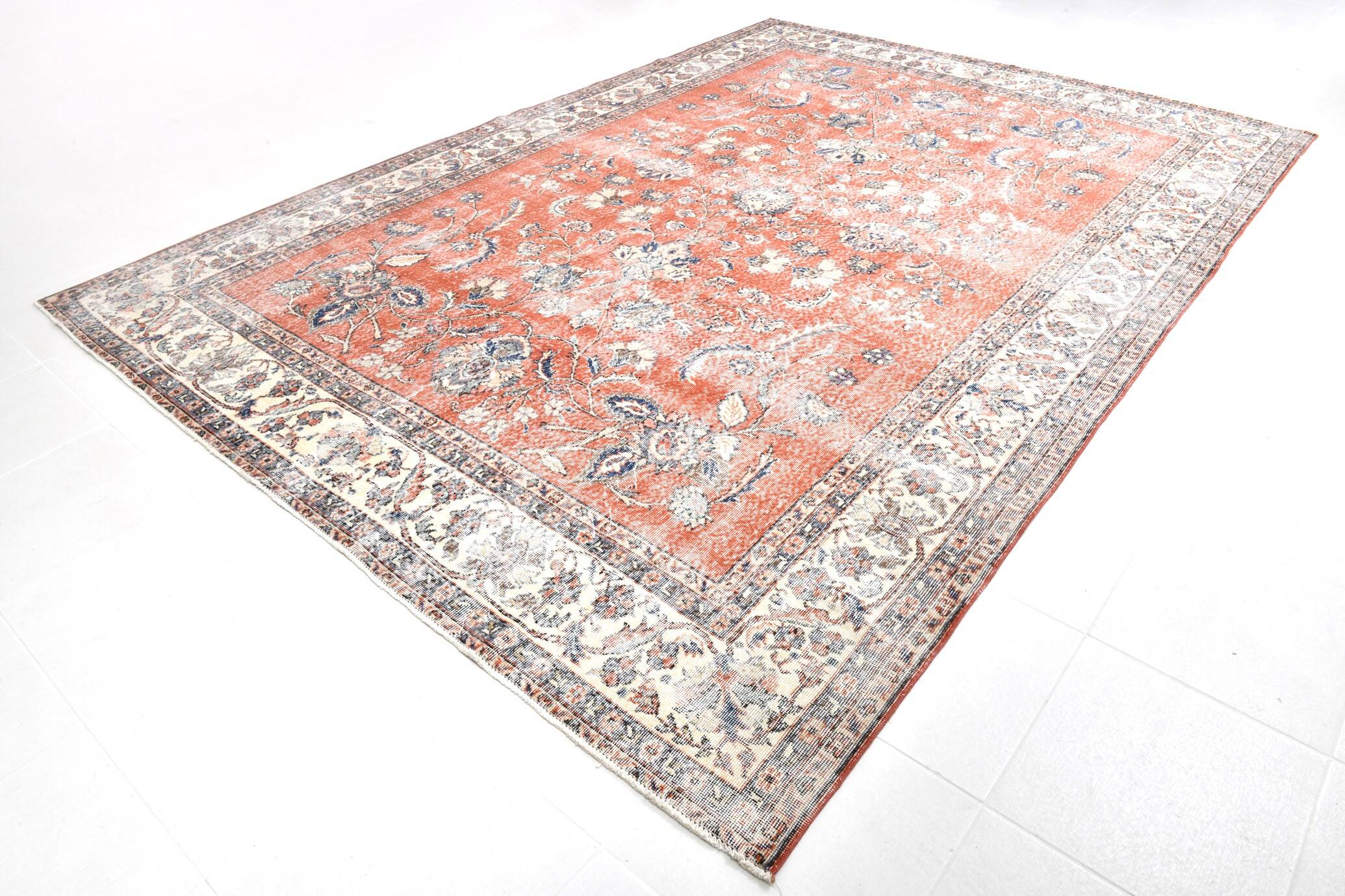 All-Over Floral Classic Red & Blue Turkish Rug, 260x366Cm