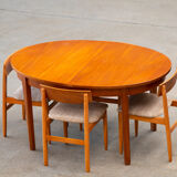 Scandinavian table in blond teck 1960