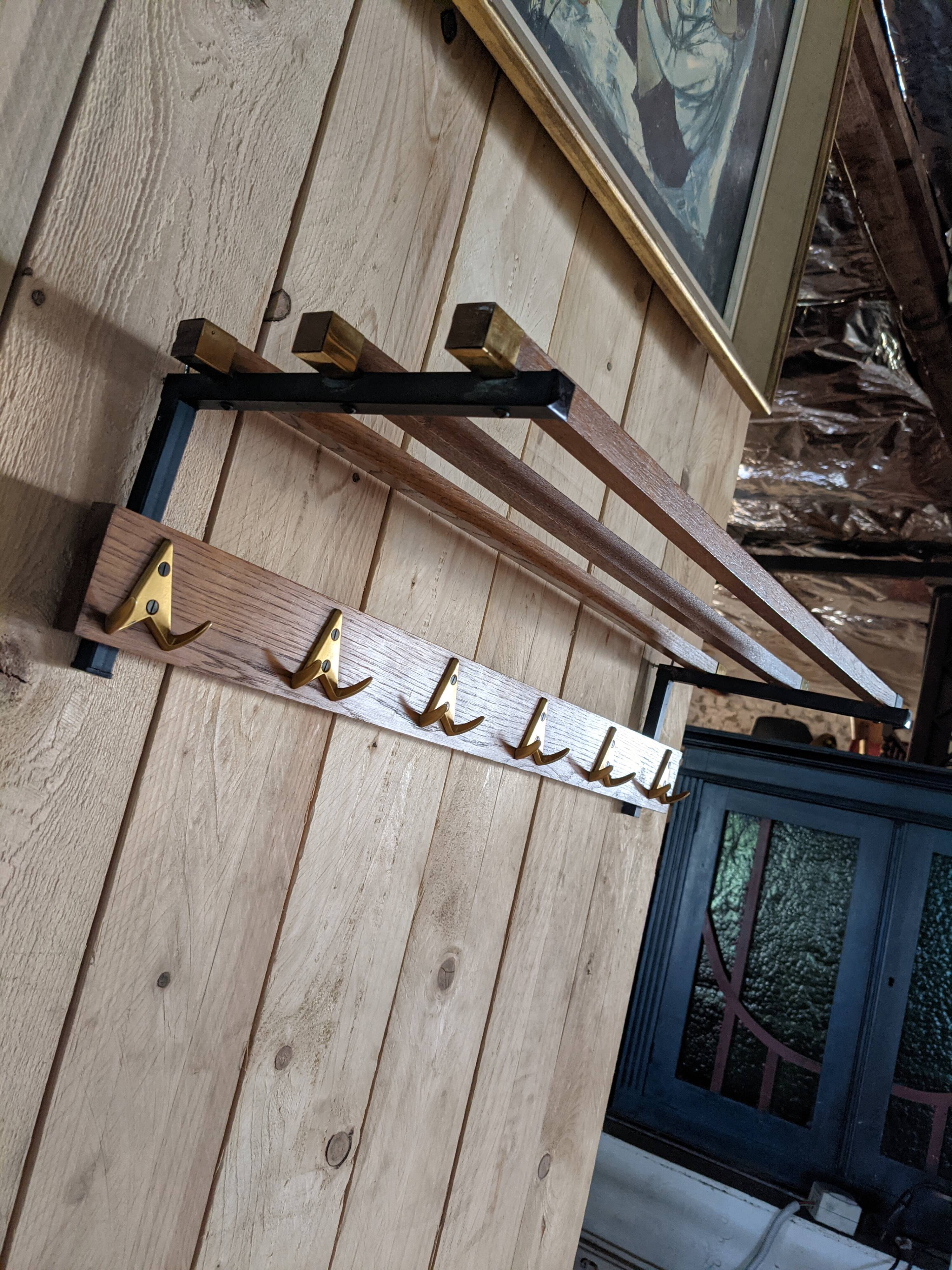 Wall coat rack