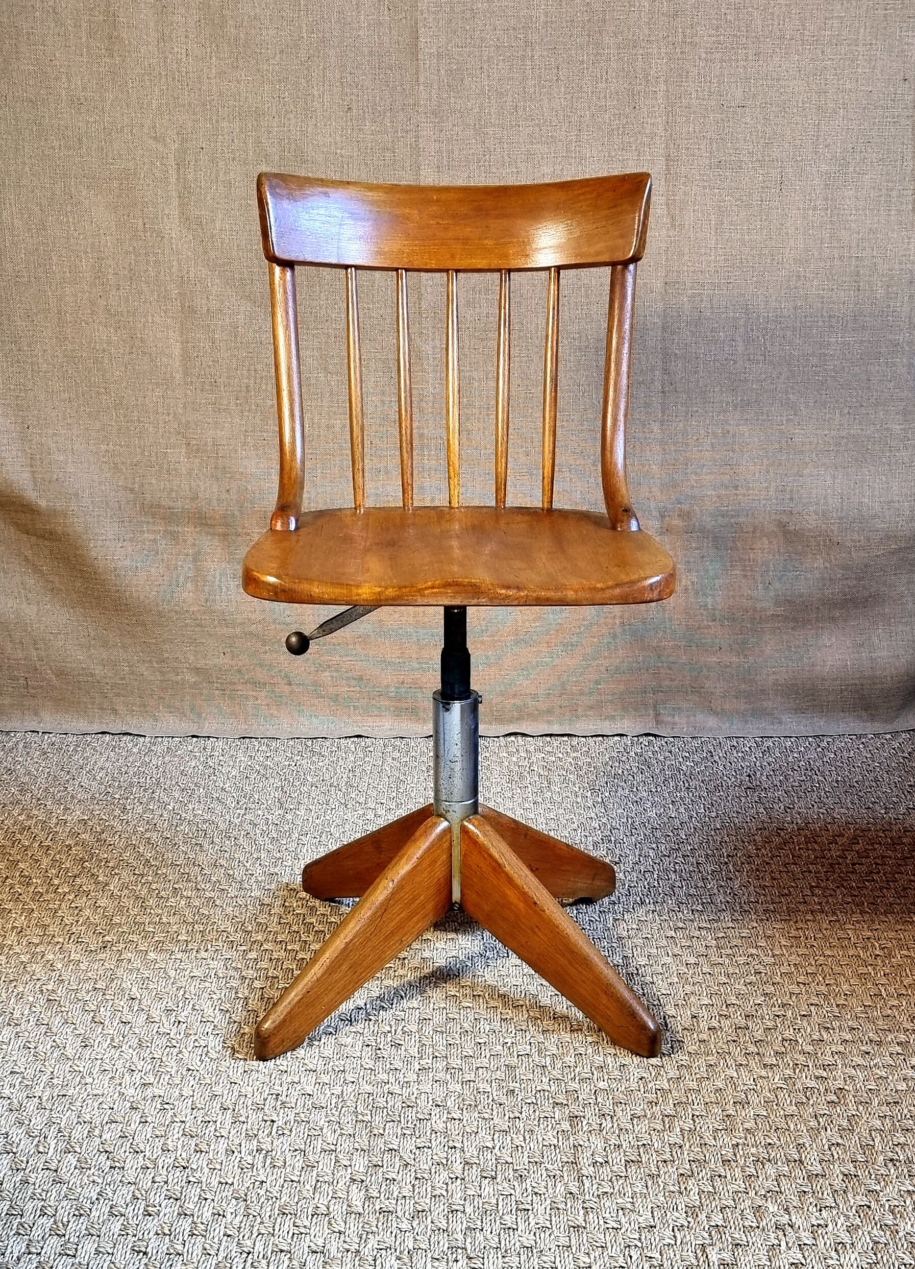 Rotating office chair Stoll Switzerland 1960s