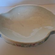 Keller and Guérin Lunéville soup tureen, Pommier model.