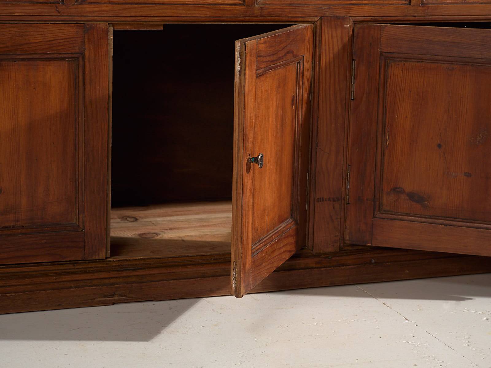 Antique multi-drawer apothecary cabinet (circa 1920)