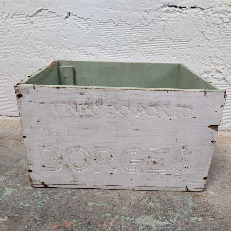 Porto Borges wooden box
