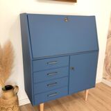 70s Secretary, Seram Blue