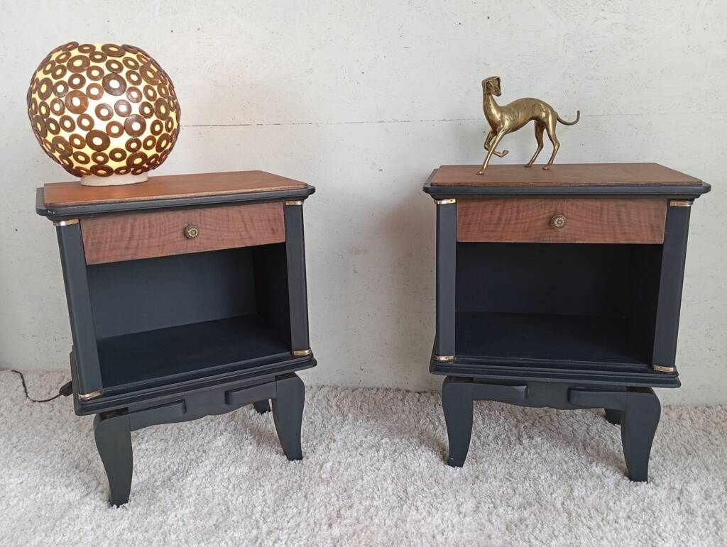 Art Deco walnut bedside tables.