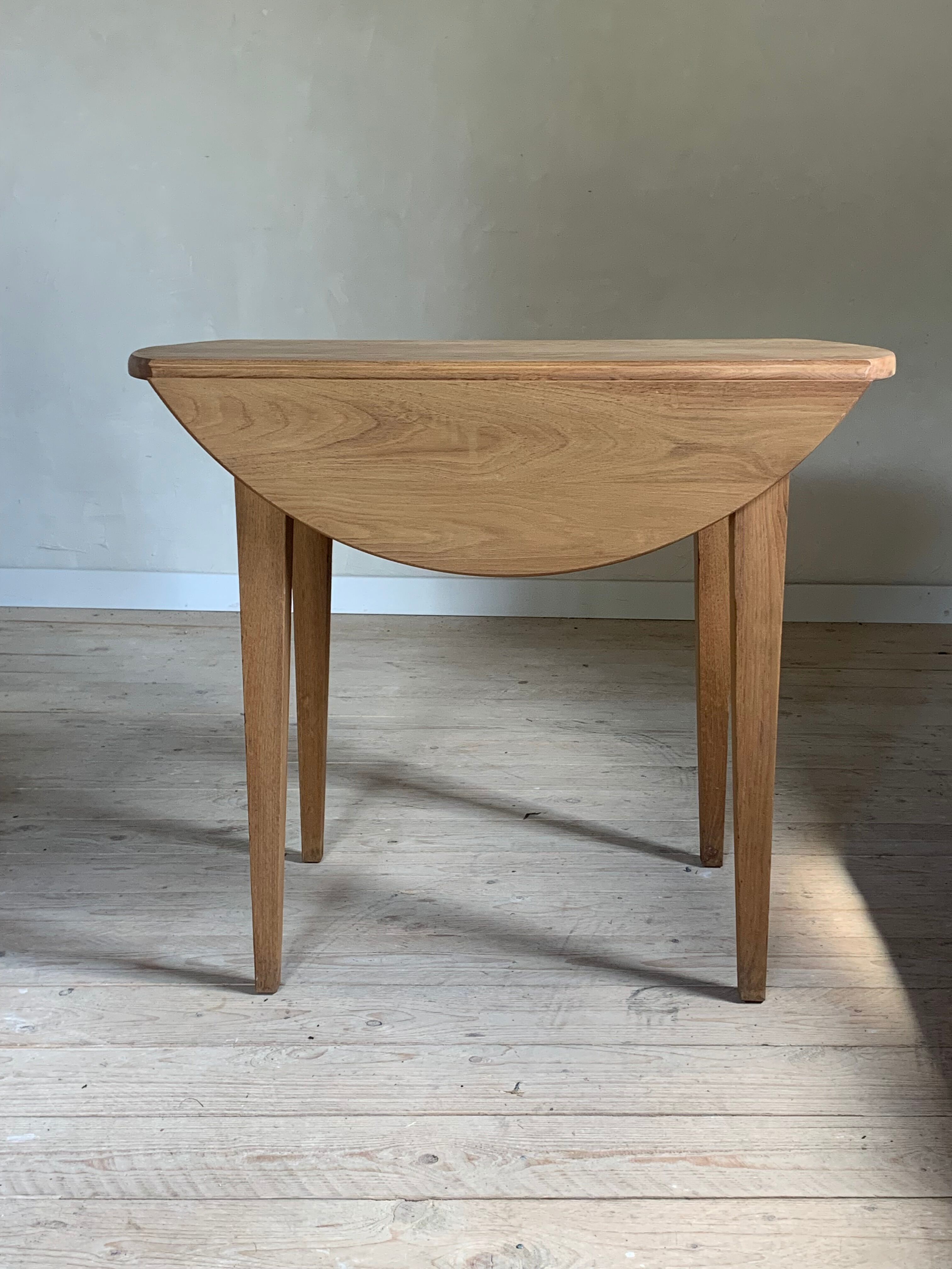Modular table with vintage solid oak flap