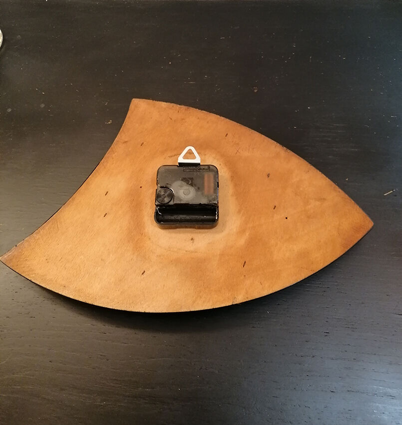Red formica clock, Bayard 1960