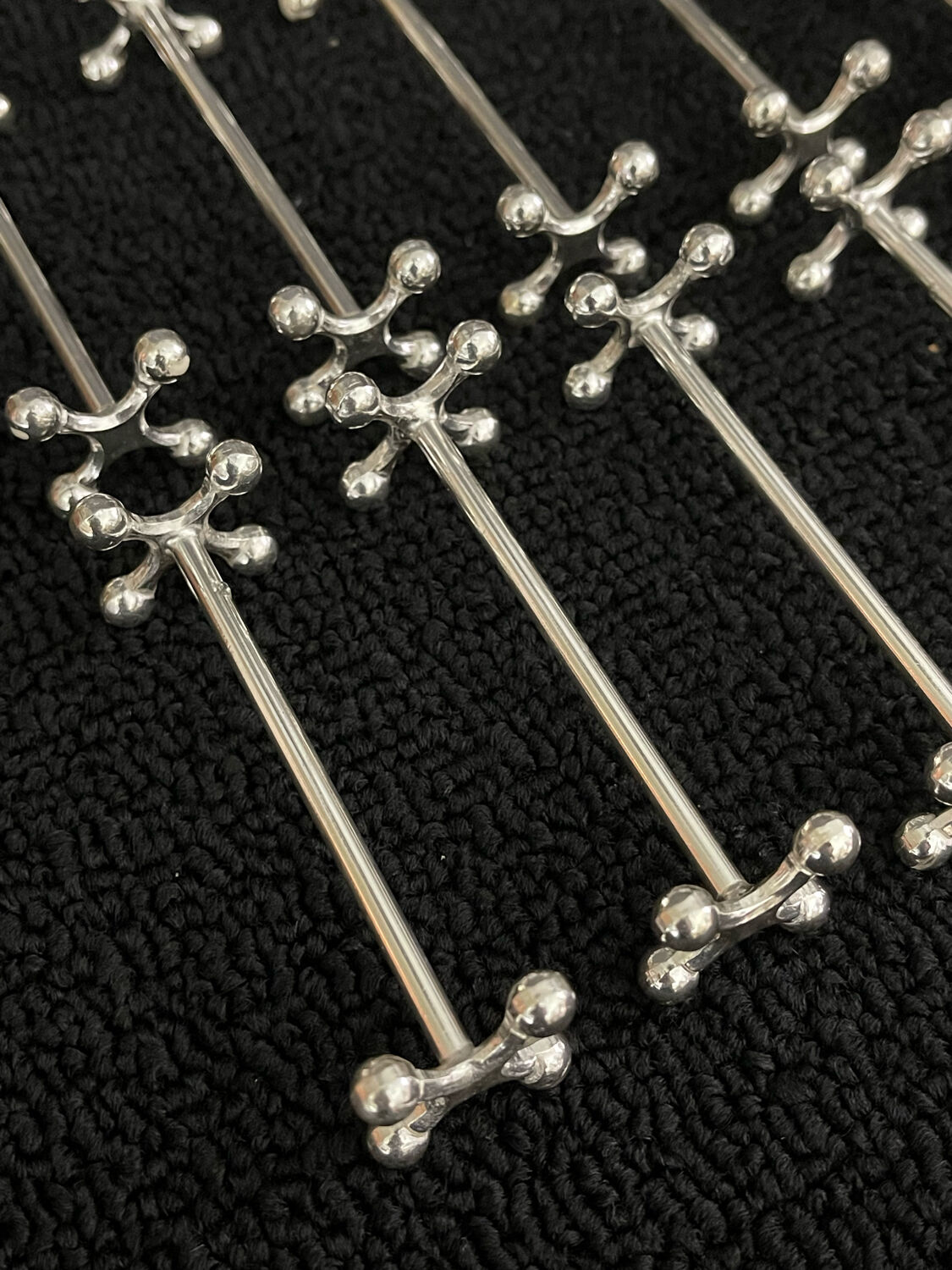 Christofle 12 holder knives balls model atomium very good condition ref CH10PC