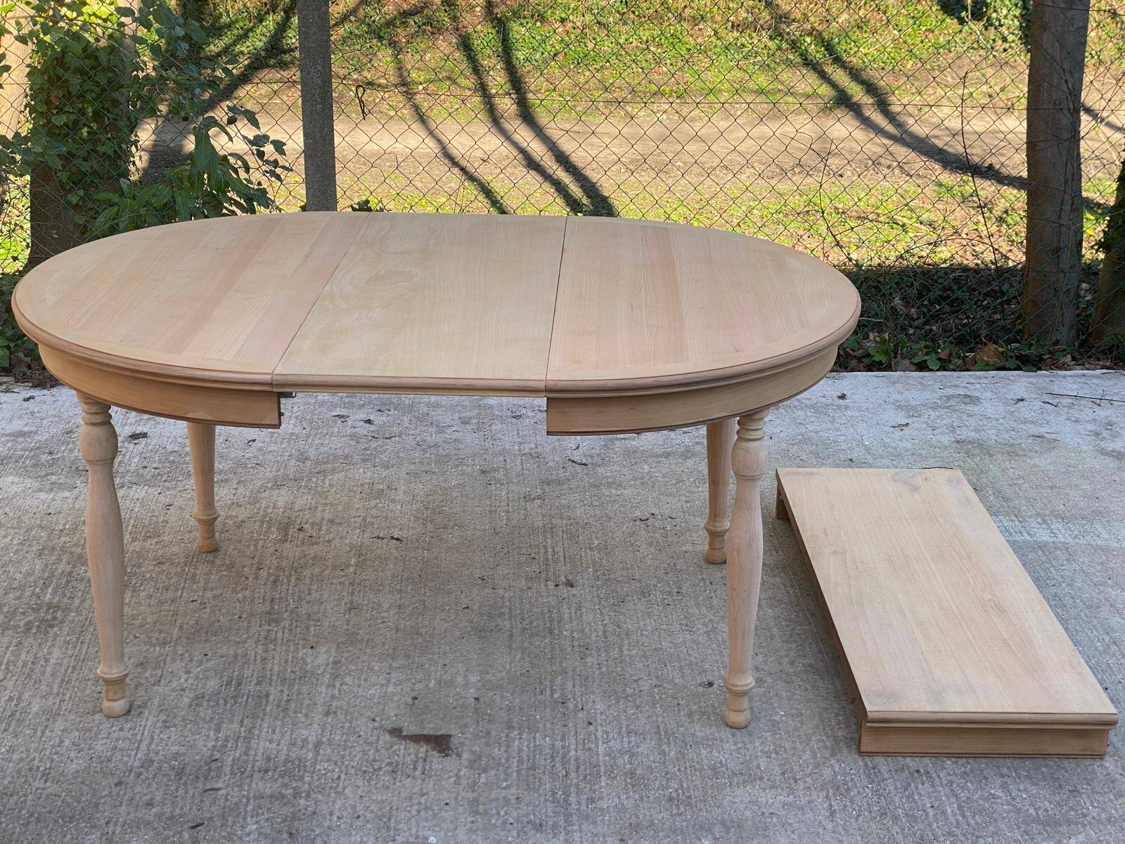 Renovated Louis Philippe round extendable dining table 115cm with 2 extensions.