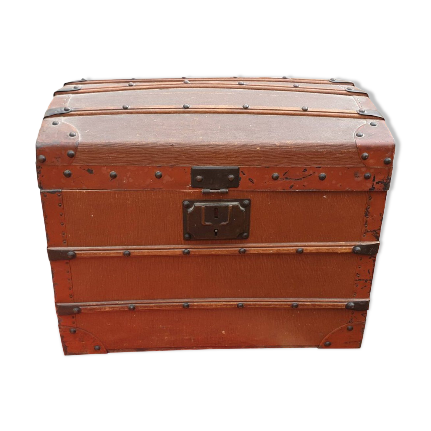 Domed doll trunk early 20th century