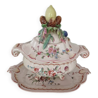 Tureen