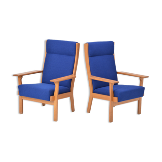 Set of Two Danish Mid-Century Modern GE 181 a Chairs by Hans Wegner for GETAMA