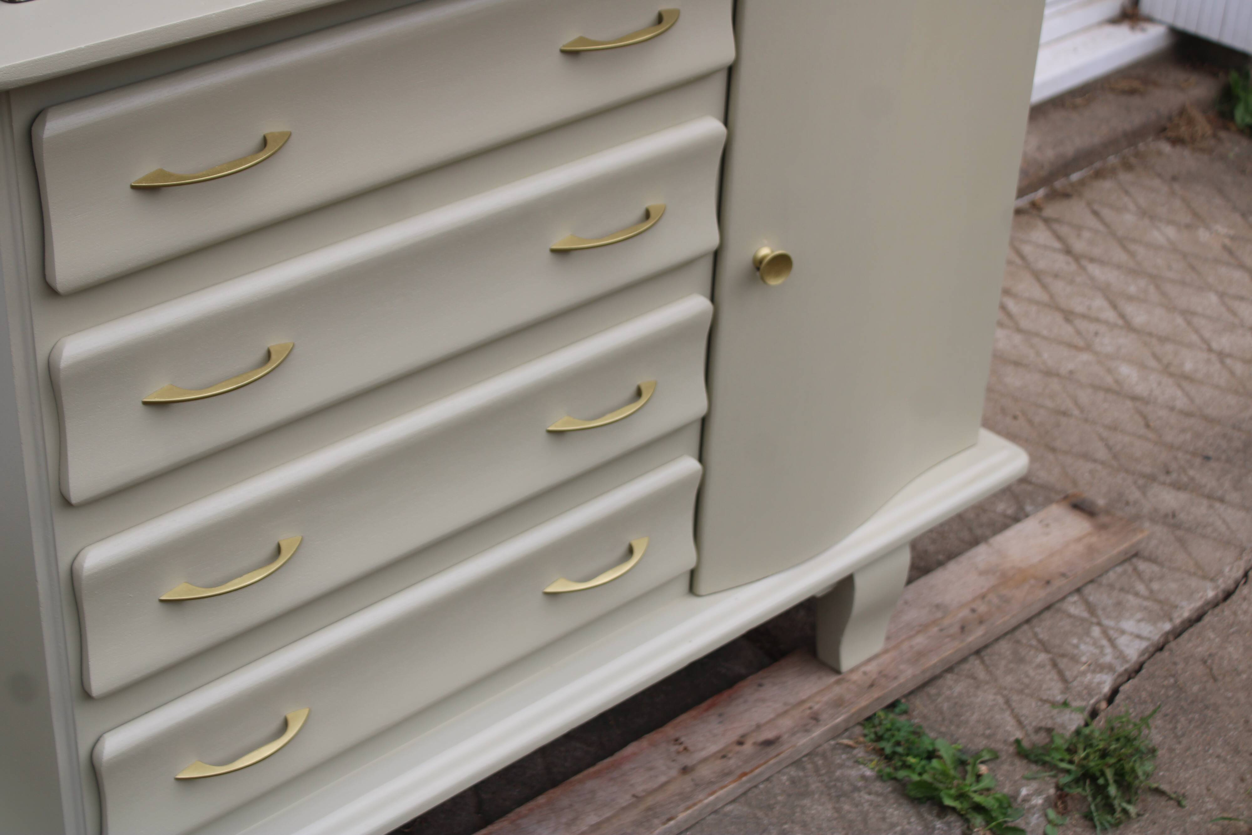 Asymmetrical Art Deco Chest of Drawers – Marble & Cream Green
