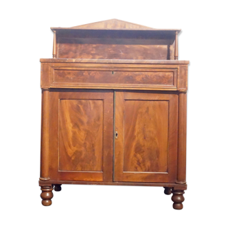 Old buffet
