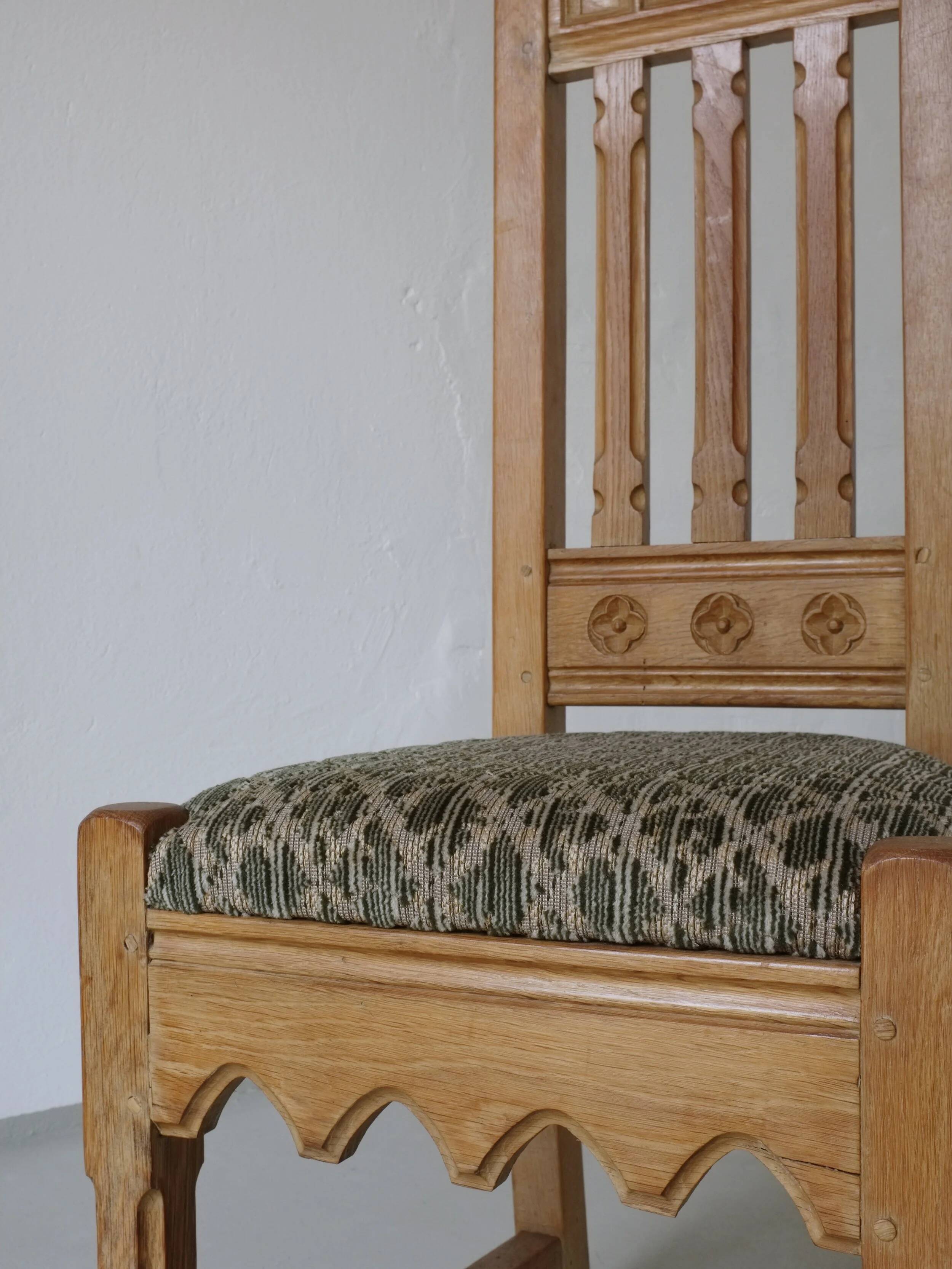 Gothic revival refectory dining table and chairs set of 7 France