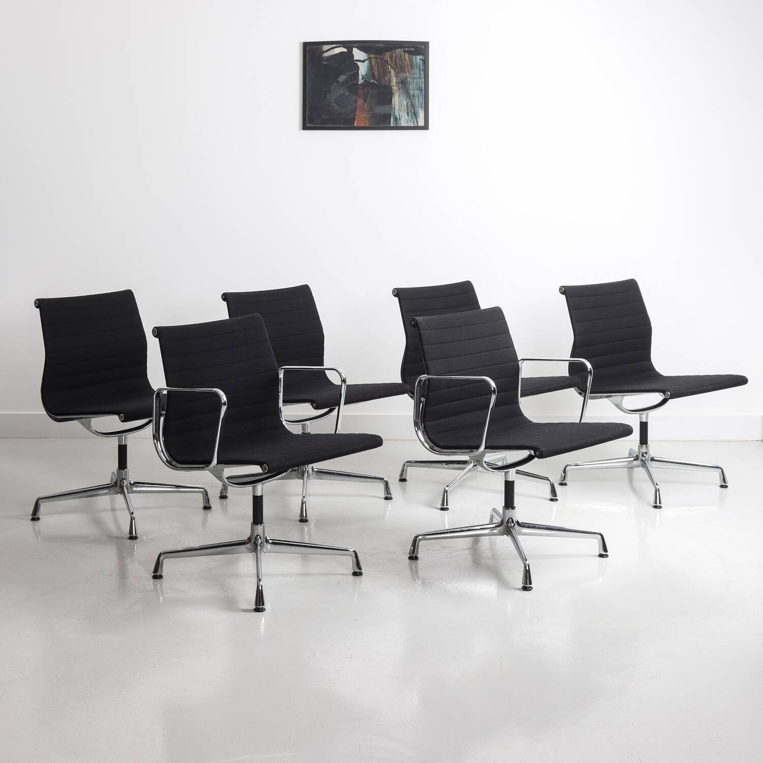 Set of 6 Eames Aluminium Group Vitra chairs model EA 104/105/108