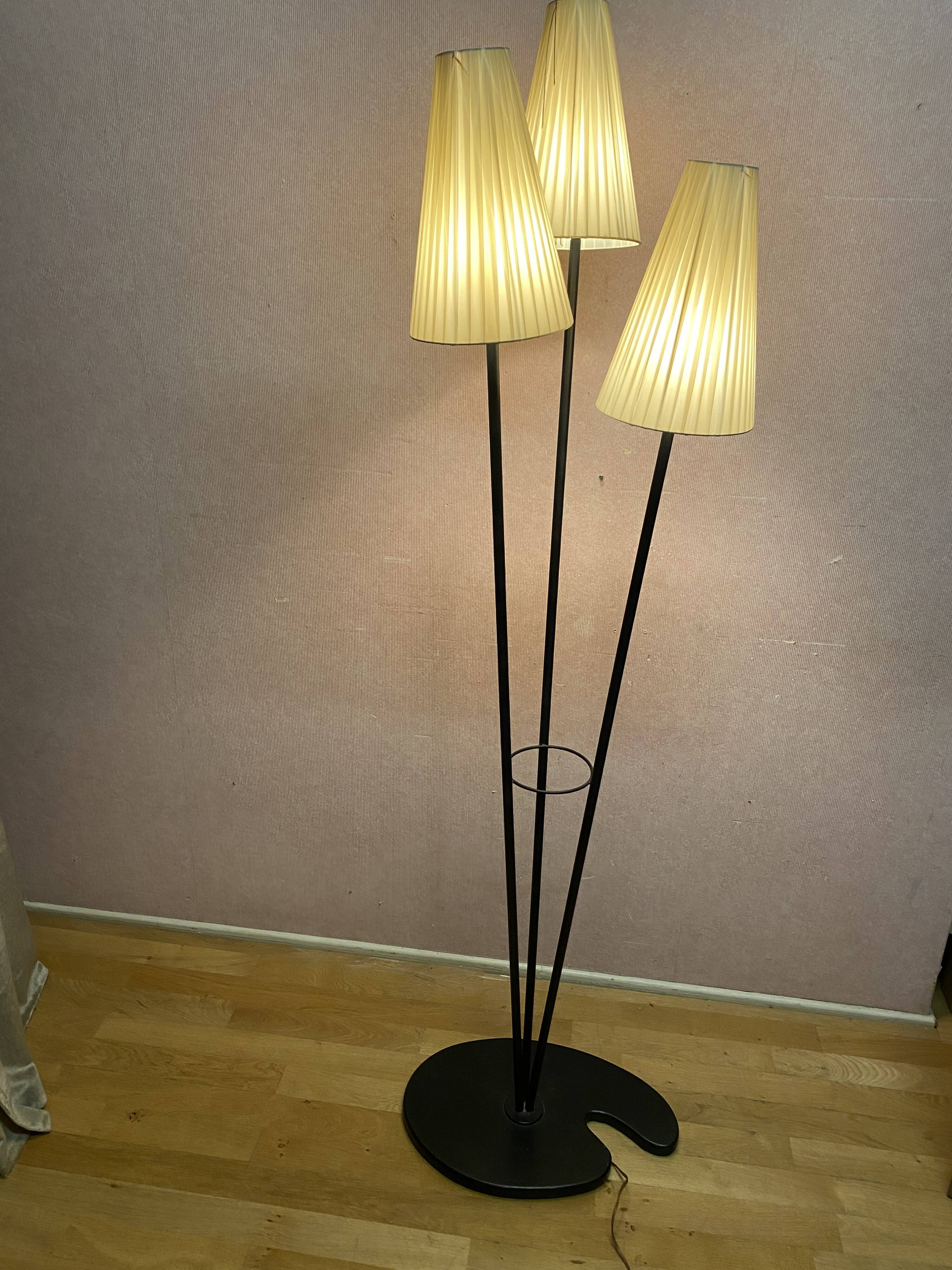 1960s floor lamp. Perfect condition.