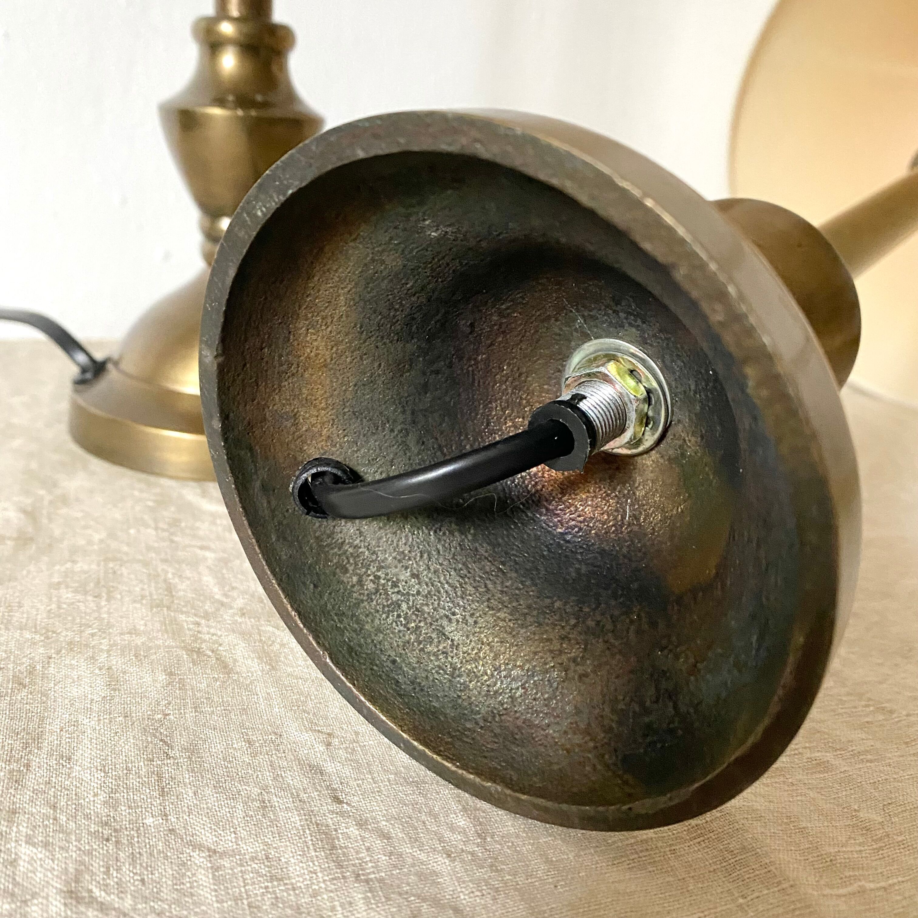 Paire de lampes style ancien