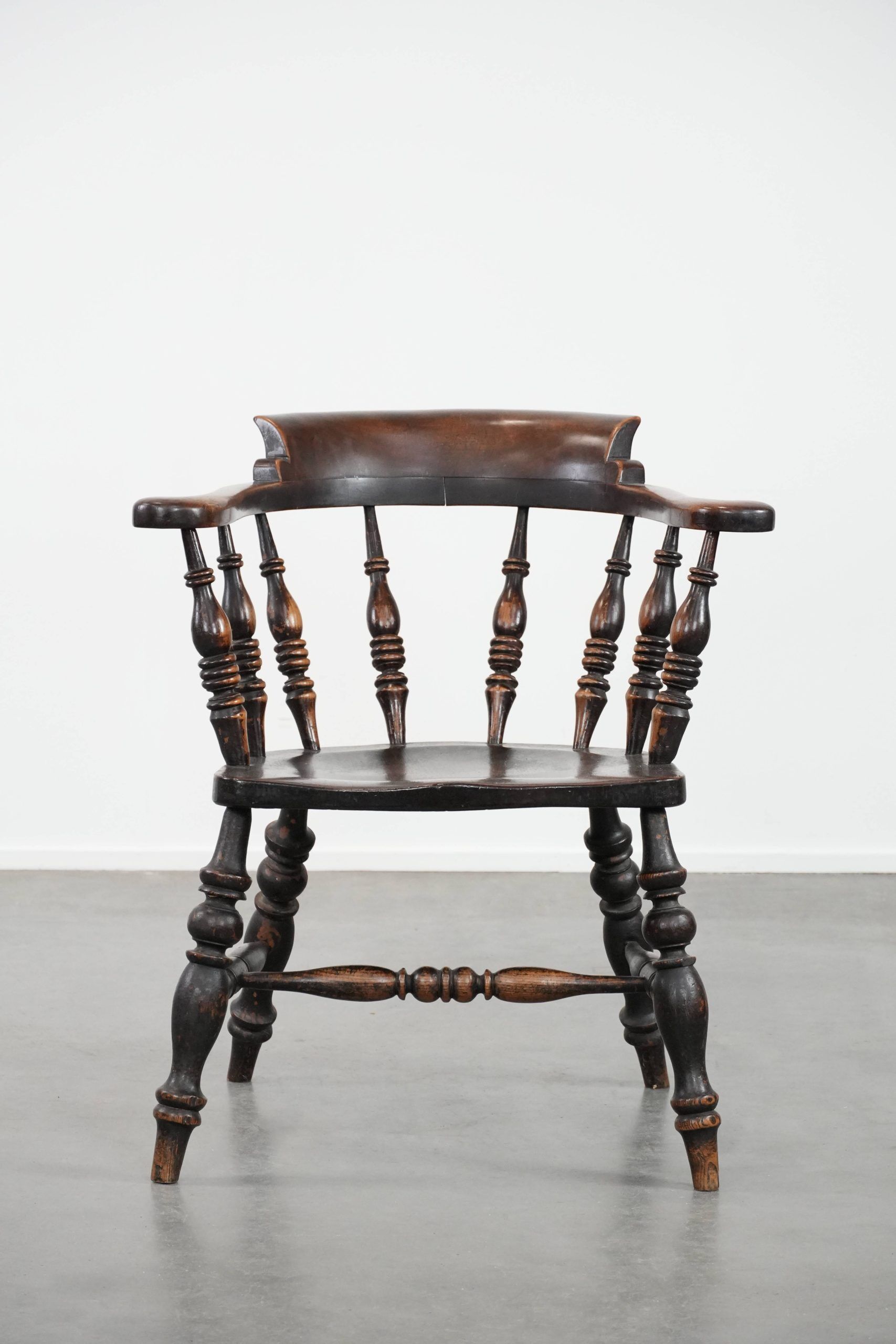 Antique English captain's chair /  desk chair from the early 19th century