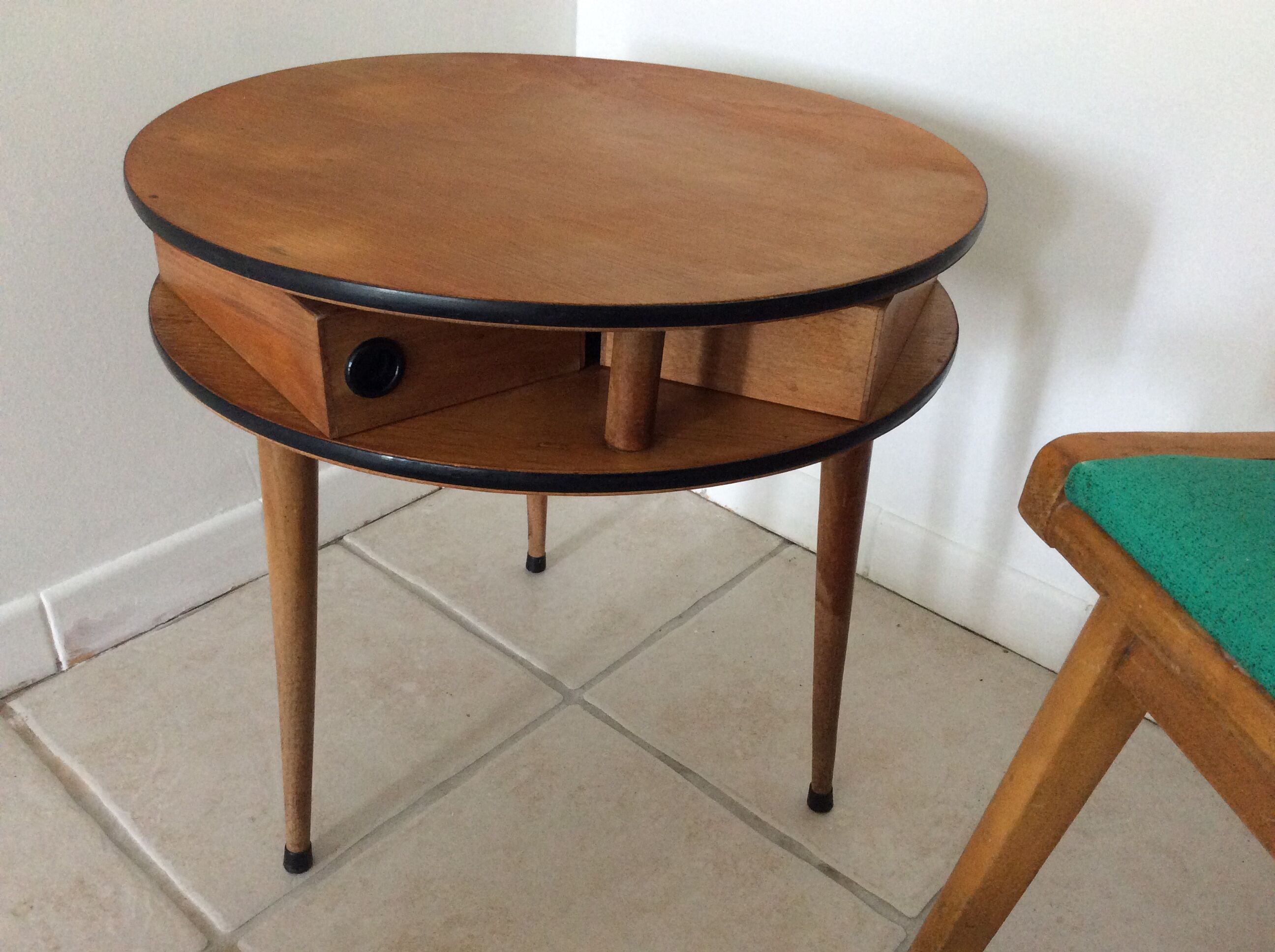 Round coffee table 1950s