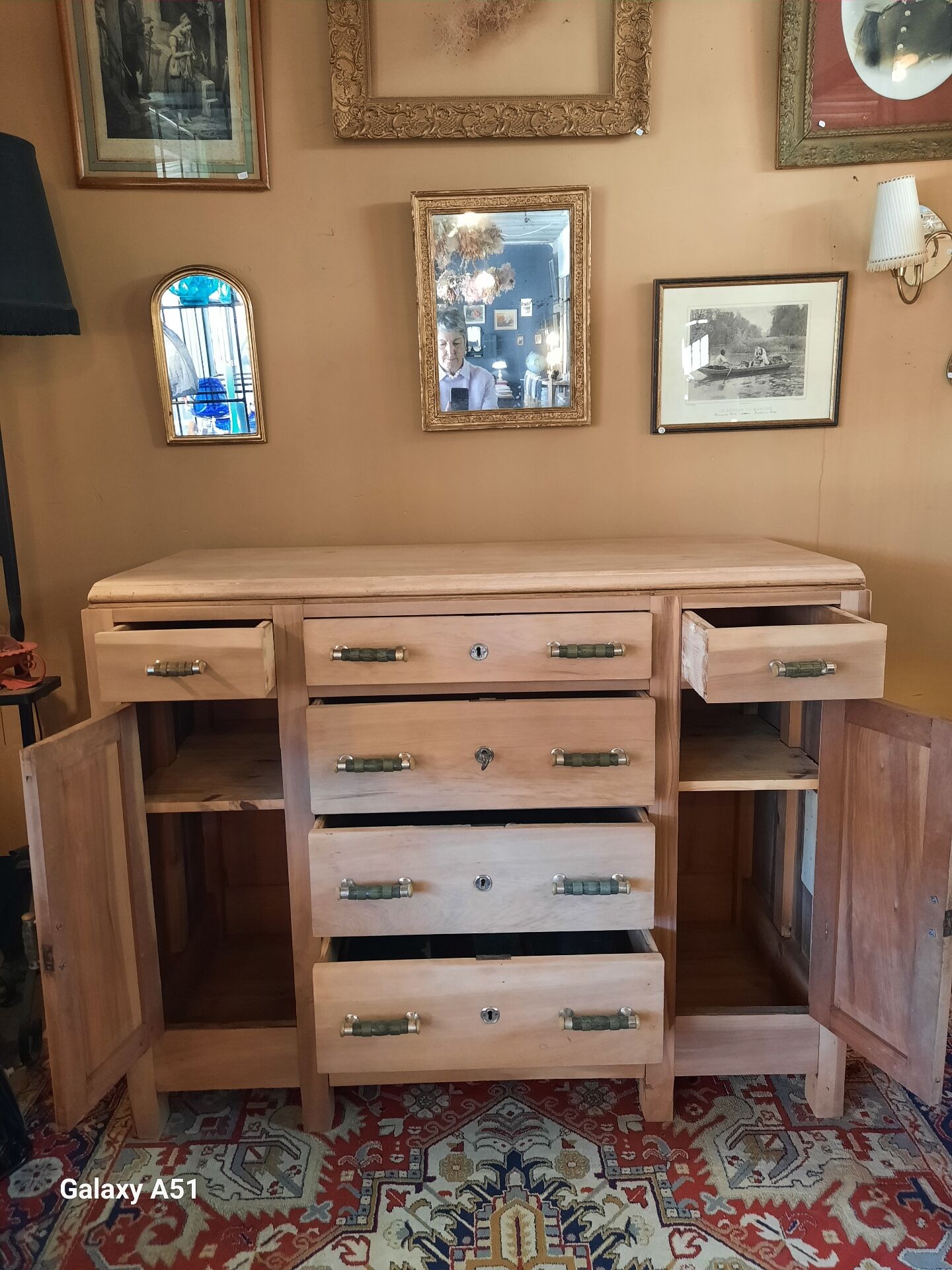 Commode