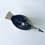 Empty brass duck empty pocket