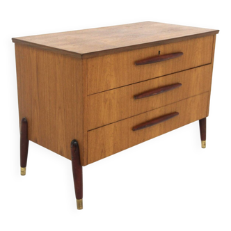 Commode scandinave en teck, Bröderna Gustavssons, Markaryd, Suède, 1950